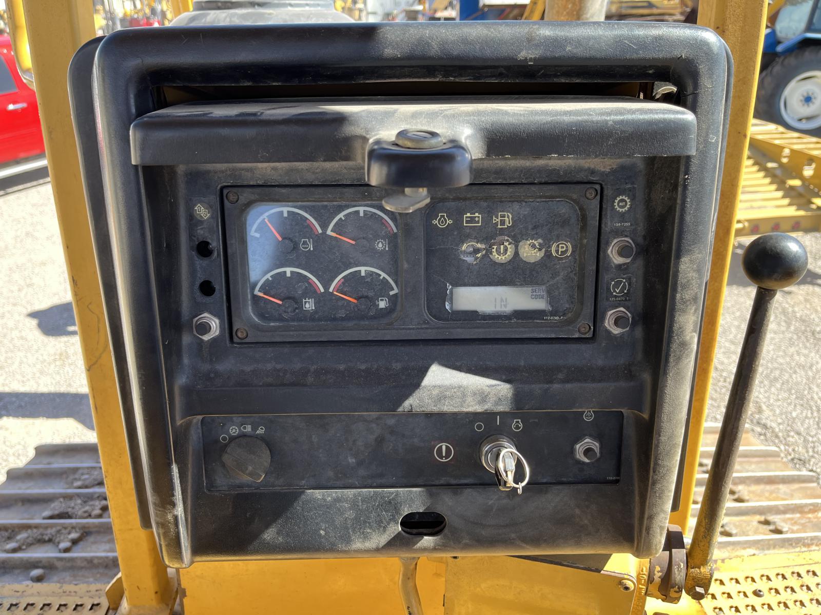 ./imagenes/INVOICE/2019/16898/TOPADOR FRONTAL CATERPILLAR D6R (25).JPG